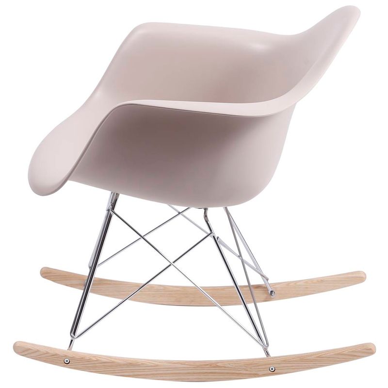 CadeiraEamescomBracoBaseBalancoFendiFosco35821