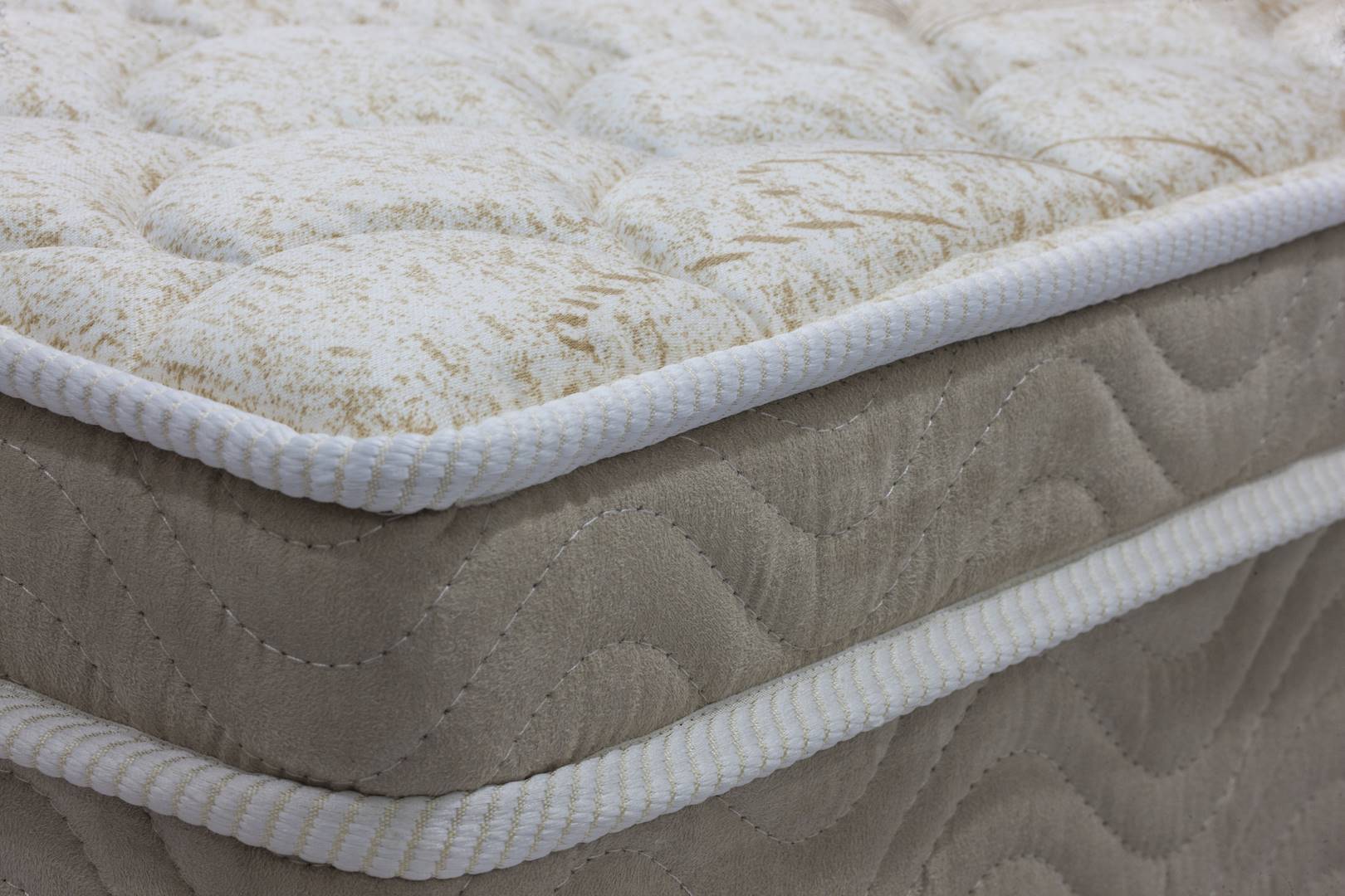 Colchao-Box-Light-Superpocket-Queen-Bege-e-Branco---42550