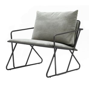 Poltrona Industrial Vaz Assento Estofado Cinza com Base Aco cor Grafite - 47776