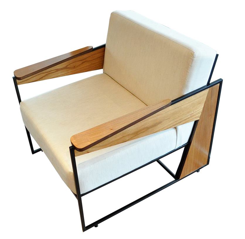 Poltrona-Venom-Bege-Base-Preta-com-Madeira-Mel---47211