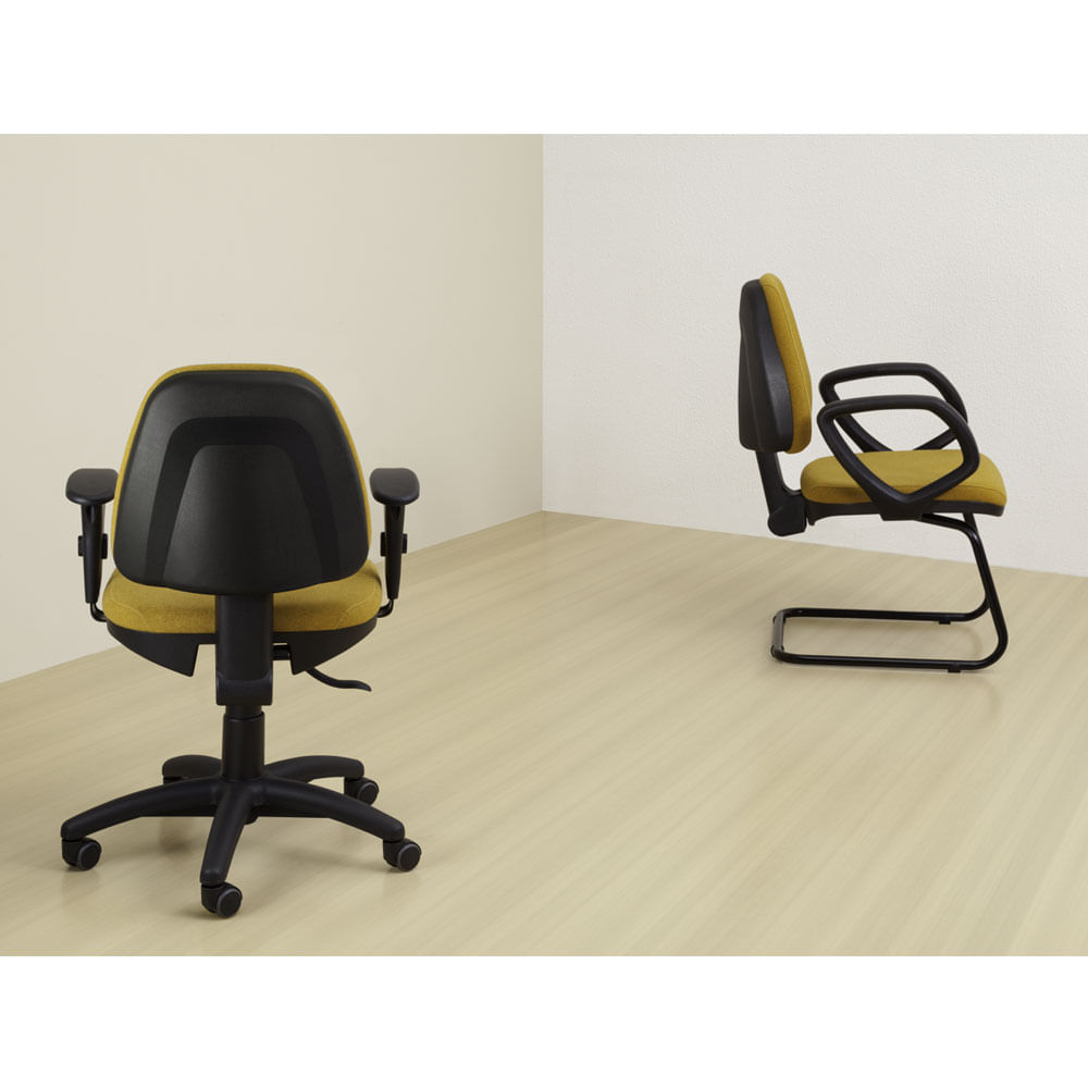 Cadeira-Sky-Presidente-com-Bracos-Curvados-Assento-Courino-Base-Metalica-Preta---54802