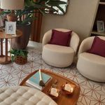 PoltronaAnandaEstofadaemVeludoCrueCourinoCarameloBaseGiratoria55242