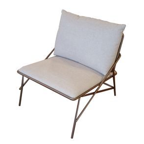 Poltrona Industrial Vini Assento Estofado Fendi com Base Aco Cor Ouro Envelhecido - 55338