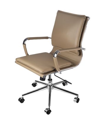Cadeira Office Eames Baixa Assento Courino Caramelo com Base Cromada - 61947