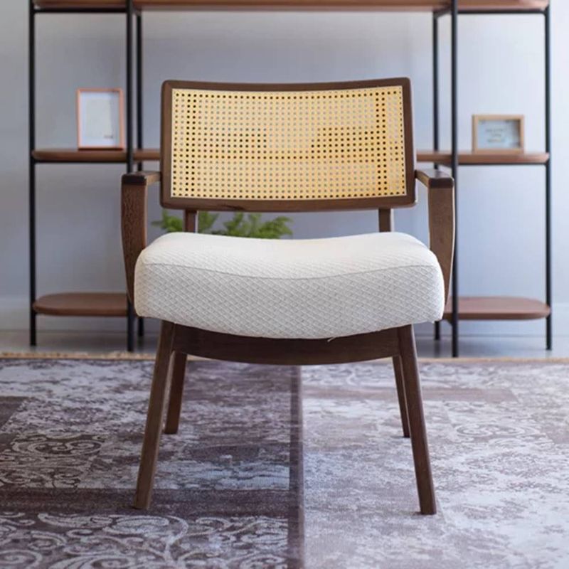 PoltronaJullyTelaNaturalAssentocorPapelDesenhadocomBaseCapuccino