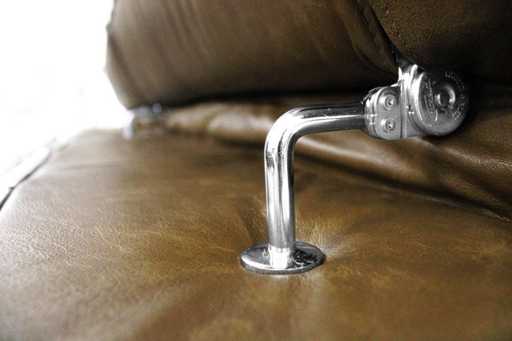 Sofa-Murphy-3-Lugares-Com-Braco-Couro-Capuccino-367cm---68378