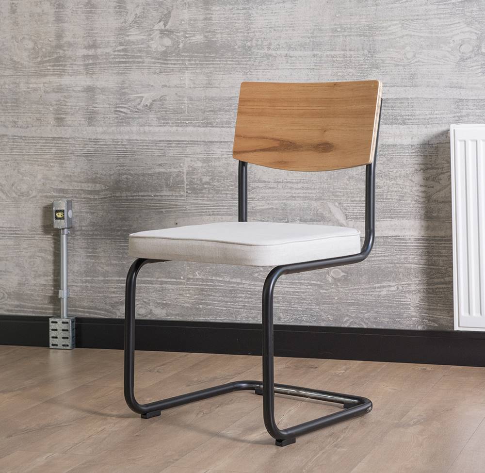 Cadeira-Verona-Encosto-Mel-Assento-Estofado-Cru-Base-de-Ferro-Grafite---68391