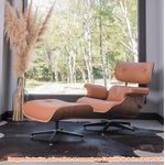 PoltronaComPuffCharlesEamesCouroCarameloBaseXPreta