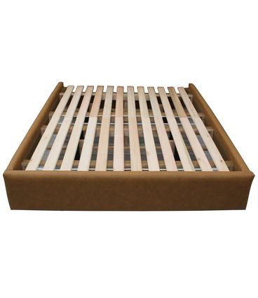 Cama Oslo em Tecido Caramelo para Colchão Casal 138cm - 67281
