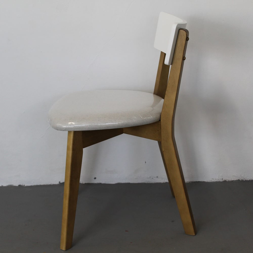Cadeira-Nasa-Assento-cor-Cru-Encosto-Branco-Estrutura-Amendoa---68049