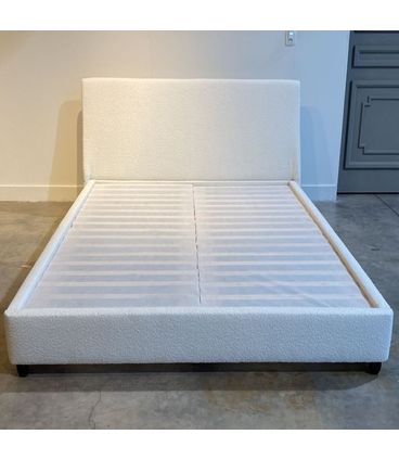 Cama Imola com Cabeceira em Tecido Branco para Colchão Queen 160 cm - 72340