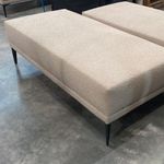 RecamierBancoLiveTecidoBoucleCinzacomBaseAcoPreto140cm72345