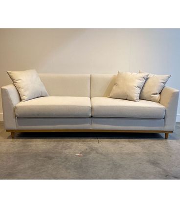 Sofá Asti 3 Lugares Tecido Linho Bege com Pés Madeira 210 cm - 72341