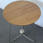 MesaLateralOrquideaBaixaTampoLaminadoAmendoaSuaveBaseBronzeLight45cm72365