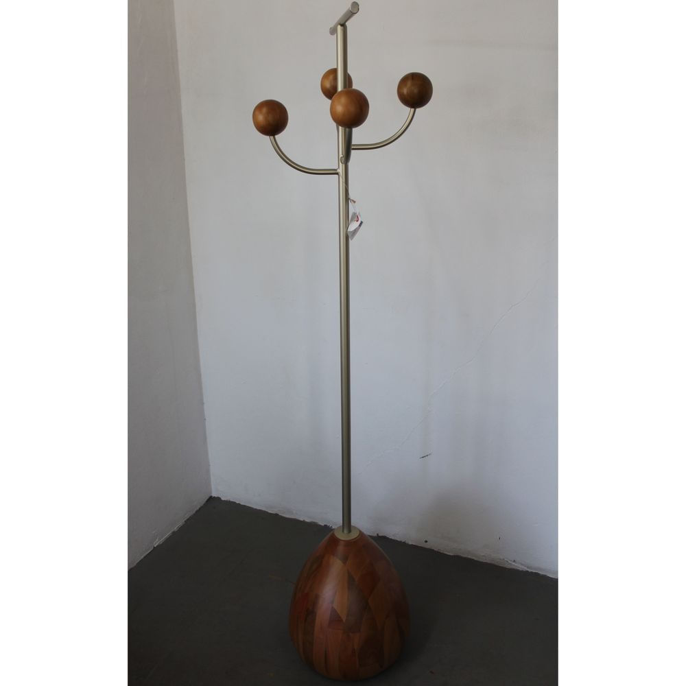 Cabideiro-Ekko-Estrutura-Bronze-Light-com-Base-Amendoa-Suave-165-cm---72367