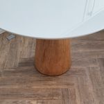 MesaJantarPiacenzaTampoVidroOffWhiteeBaseConeCastanho137cm72484