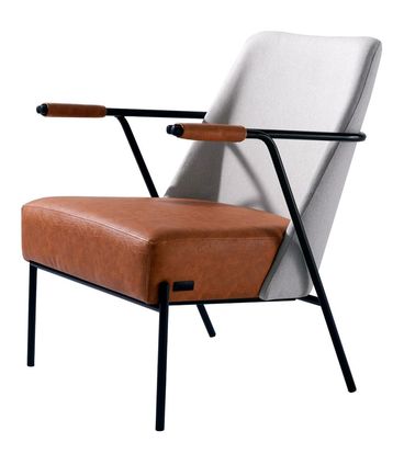 Poltrona Benjor com Braço Courino Caramelo e Encosto Boucle Cinza com Base Preta  - 71879