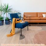 PoltronaBenjorcomBracoCourinoCarameloeEncostoBoucleCinzacomBasePreta71879