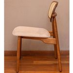 CadeiraCariocaAssentoCinzaeEncostoTelaSextavadacomBaseMadeiraCastanho71997