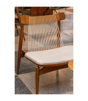 Poltrona Bernardi Madeira Maciça Amêndoa 67cm - 62264