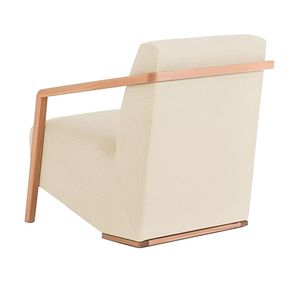 Poltrona Leaf Estofado Sarja Elastano cor Cru com Estrutura Madeira Natural - 70035