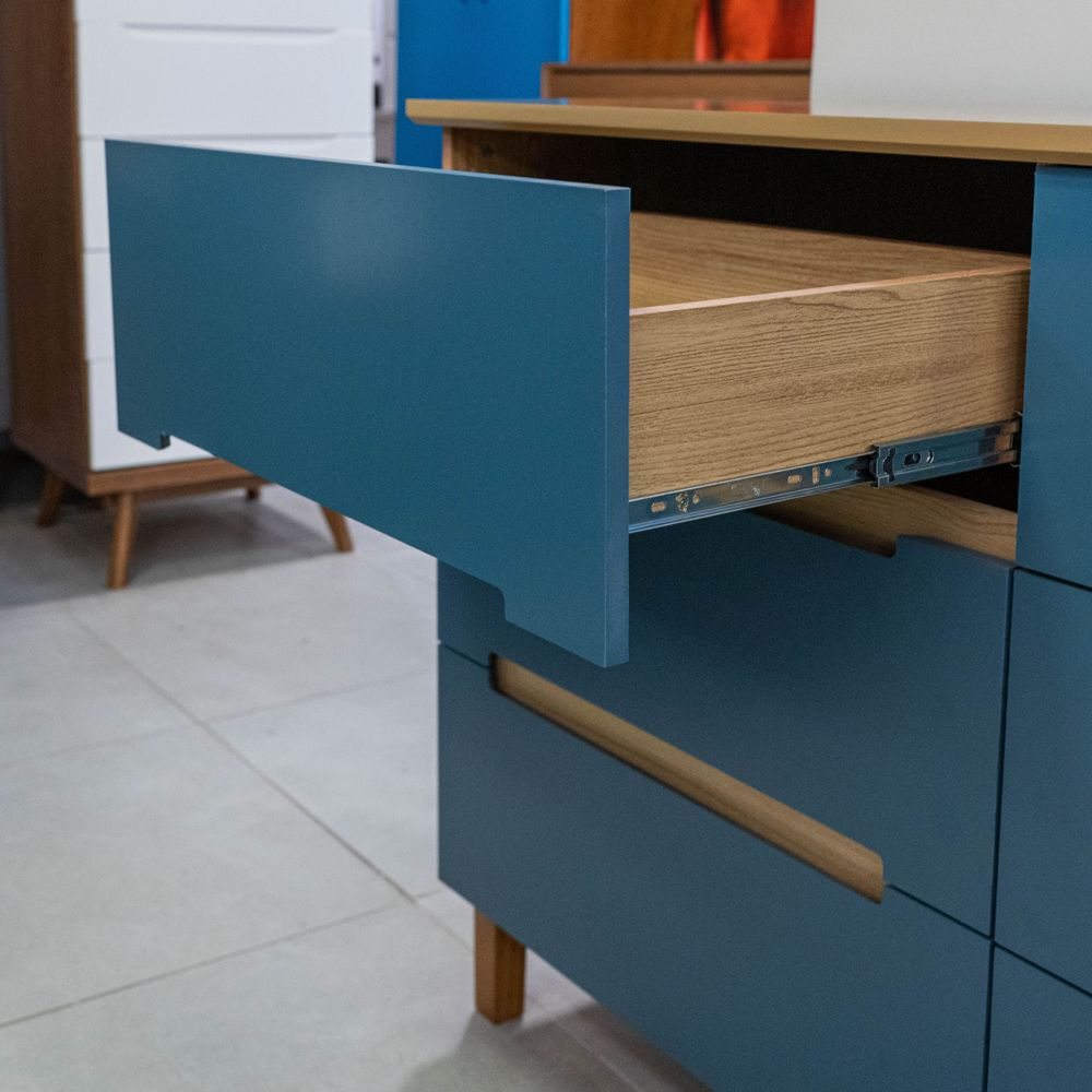 Comoda-Logan-6-Gavetas-em-MDF-cor-Olmo-e-Azul-136-cm---72415