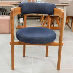 Cadeira Cavalet com Braco Estofada Algodao Azul com Estrutura Champagne - 72015