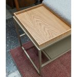 BancoDuetsSapateiraAssentoBoucleCinzacomBandejaCarvalhoNaturalcomEstruturaAcoChampagne120cm72659