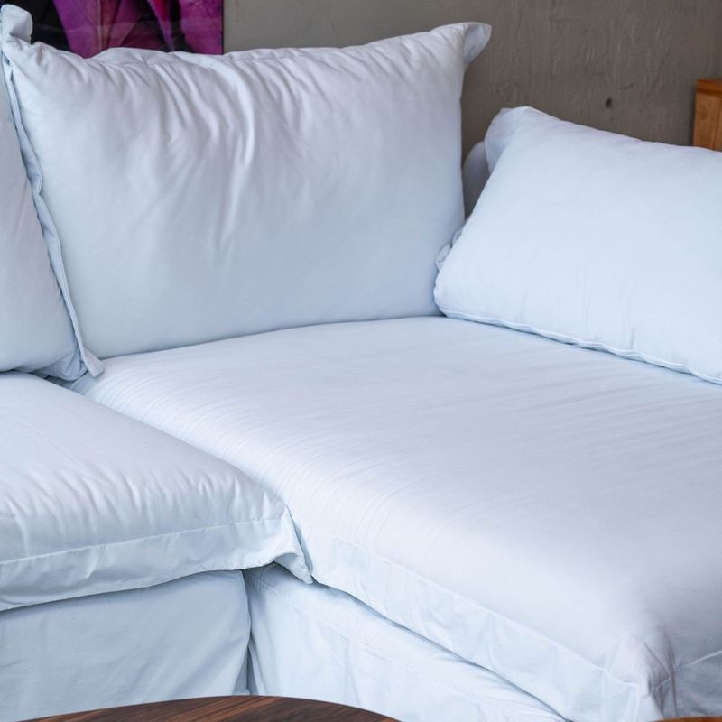 SofaCarpeDiemEstofadoRevestidoemTecidoBrancocomPesMadeira73207