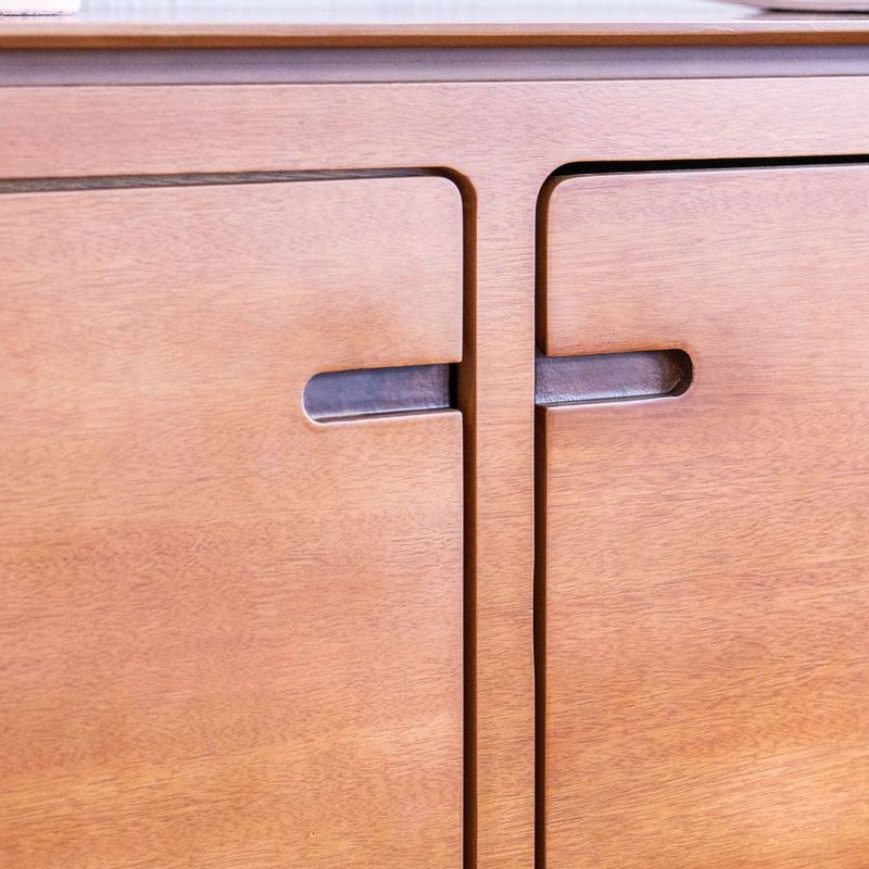 BuffetCurve4PortasMDFcorImbuiaNaturalePesAcocorOuro200cm68239