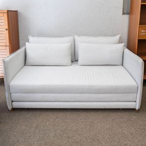 Sofa Cama Bed 2 Lugares Assento Tecido Fendi Base Madeira 152 cm - 69805