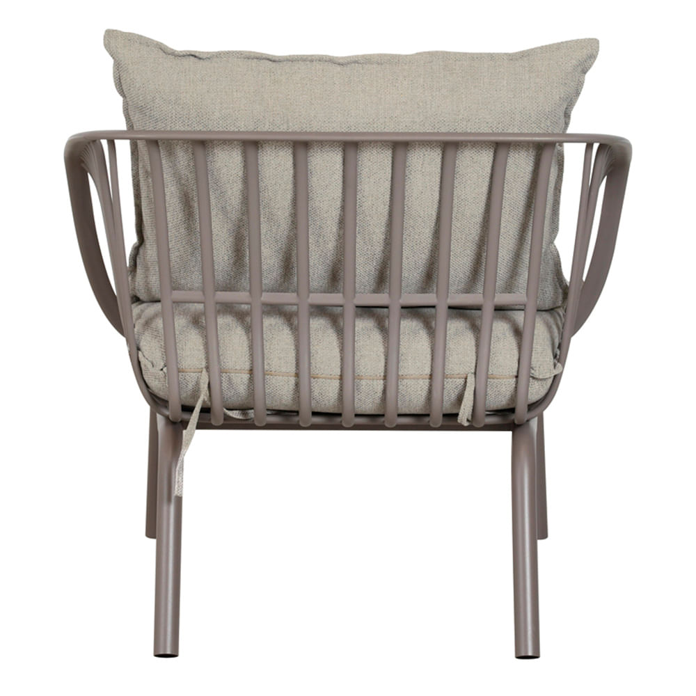 Poltrona-Seiva-PP-Fendi-Almofada-Amendoa-Base-Metal---75736