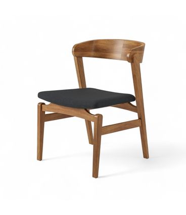 Cadeira Ellie Champagne Assento Estofado Tecido Preto Grafite - 76999