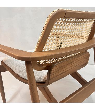 Poltrona Vitta Base Amêndoa Boublé Off-White Palha Natural - 78969